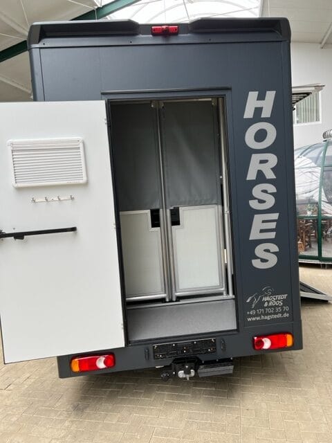 Hagstedt Stablehopper mit Saftey Concept Airbag